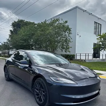 2025 Tesla Model 3 Long Range Sedan 4D