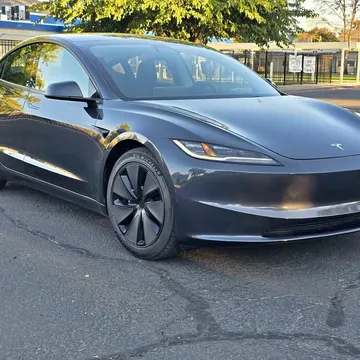 2025 Tesla Model 3 Long Range