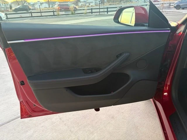 2025 Tesla Model 3 Performance - Image 11 of 21
