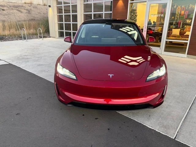 2025 Tesla Model 3 Performance - Image 3 of 21