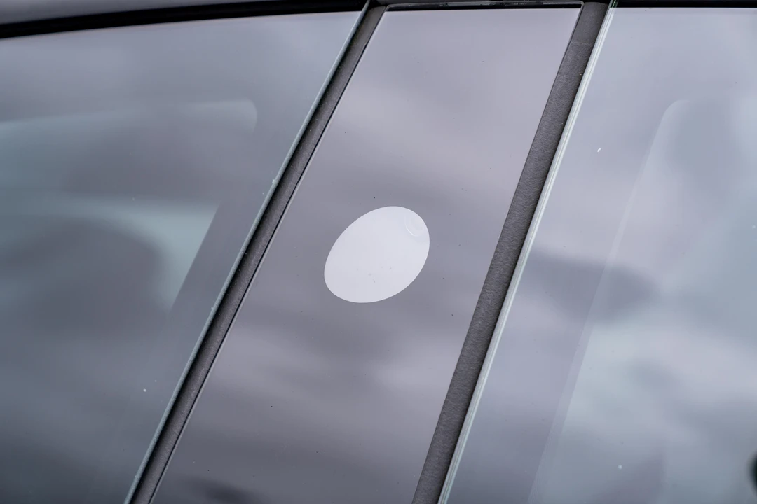 2025 Tesla Model 3 Performance - Image 24 of 31