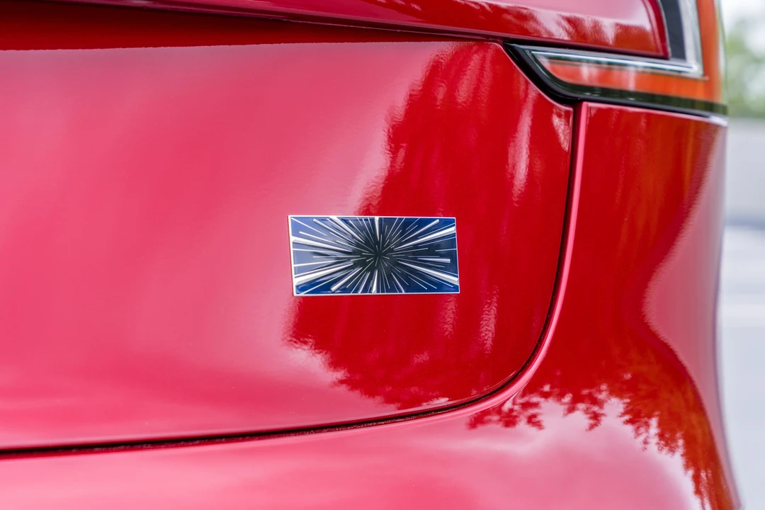 2025 Tesla Model 3 Performance - Image 31 of 31