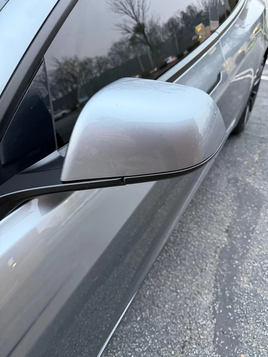 2025 Tesla Model 3 Performance - Image 20 of 31