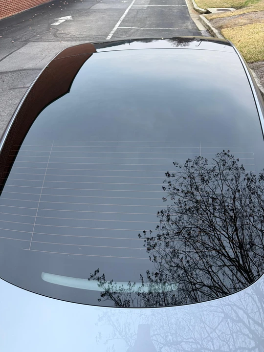 2025 Tesla Model 3 Performance - Image 26 of 31