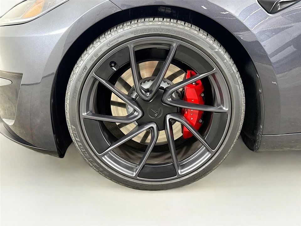 2025 Tesla Model 3 Performance - Image 12 of 18
