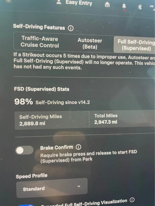 2025 Tesla Model 3 Performance - Image 6 of 10
