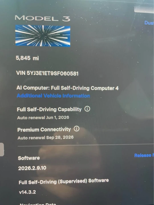 2025 Tesla Model 3 Performance - Image 5 of 10