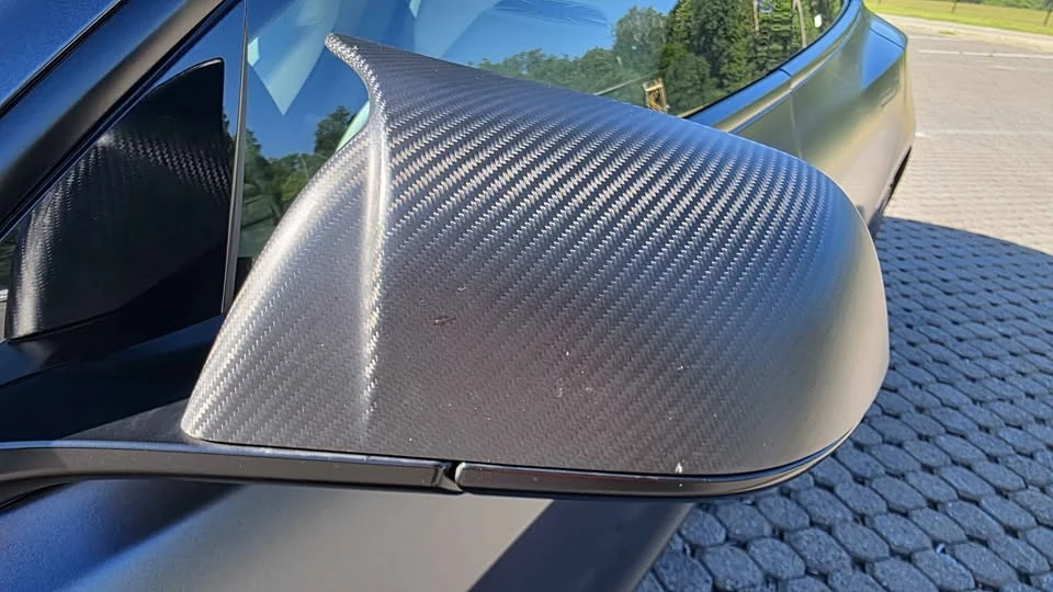 2025 Tesla Model 3 Performance - Image 11 of 21