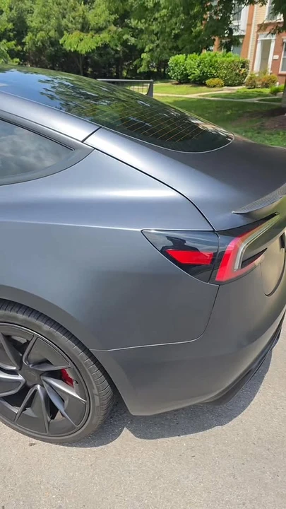 2025 Tesla Model 3 Performance - Image 21 of 21