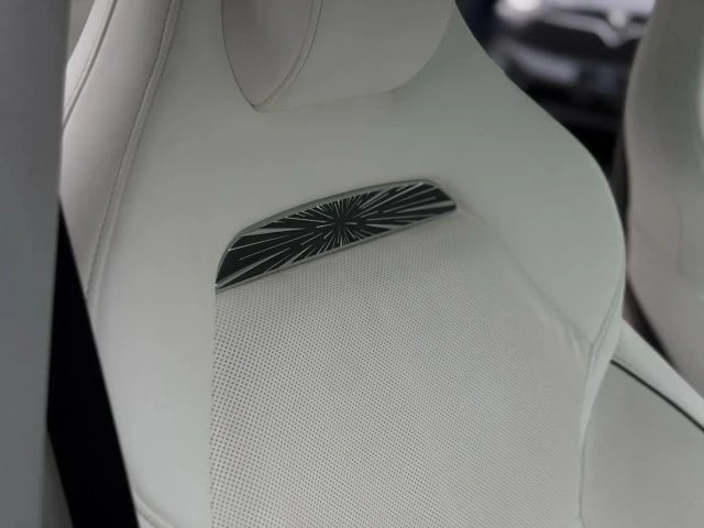 2025 Tesla Model 3 Performance - Image 14 of 21