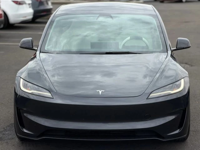 2025 Tesla Model 3 Performance - Image 5 of 12