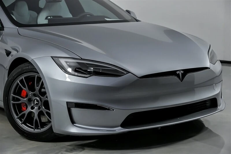 2025 Tesla Model S Plaid - Image 3 of 21