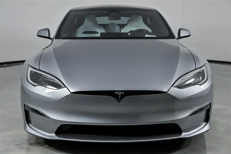 2025 Tesla Model S Plaid - Image 5 of 21