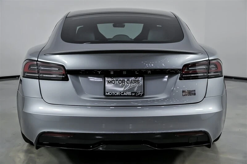 2025 Tesla Model S Plaid - Image 11 of 21