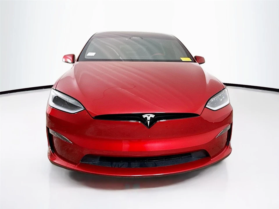 2025 Tesla Model X Plaid - Image 2 of 14