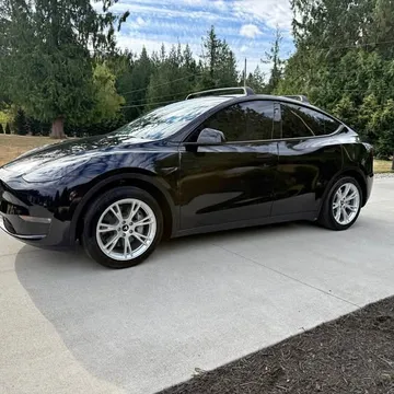 2025 Tesla Model Y 7 Seat Long Range Dual Motor AWD