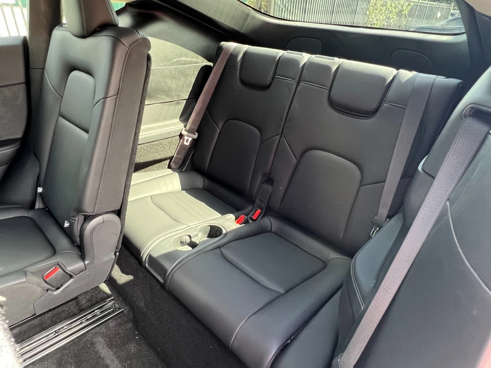 2025 Tesla Model Y - Image 16 of 21