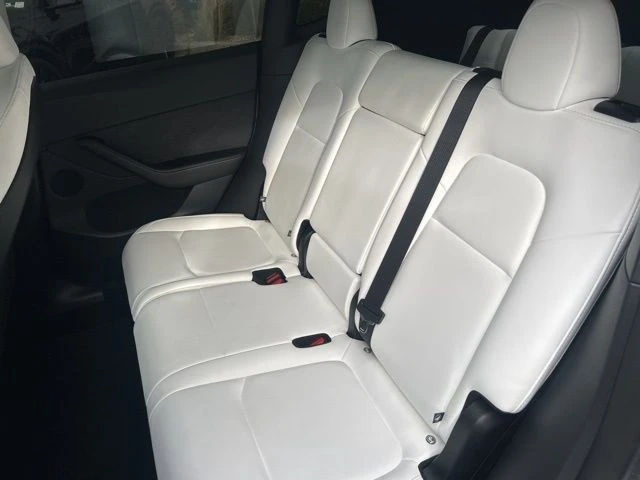 2025 Tesla Model Y - Image 16 of 21
