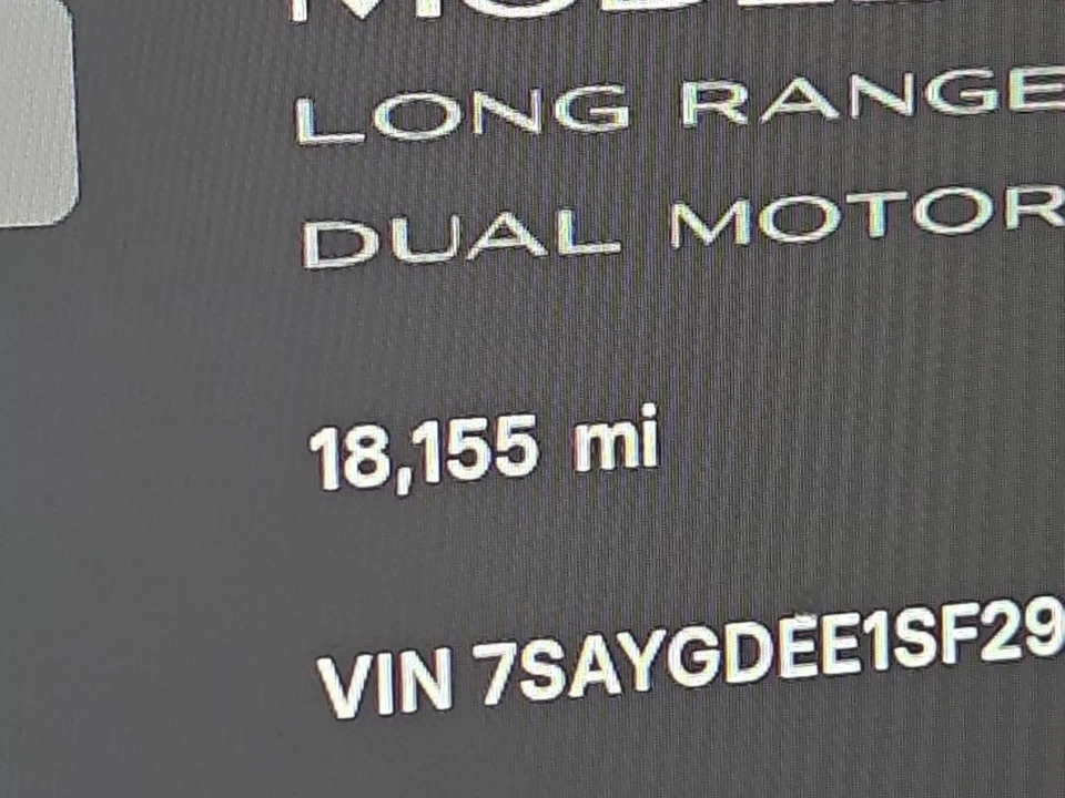 2025 Tesla Model Y - Image 5 of 7