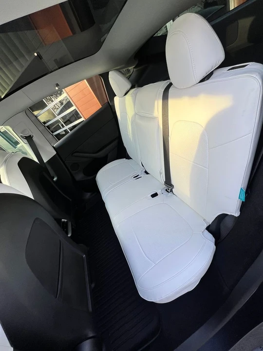 2025 Tesla Model Y - Image 7 of 16
