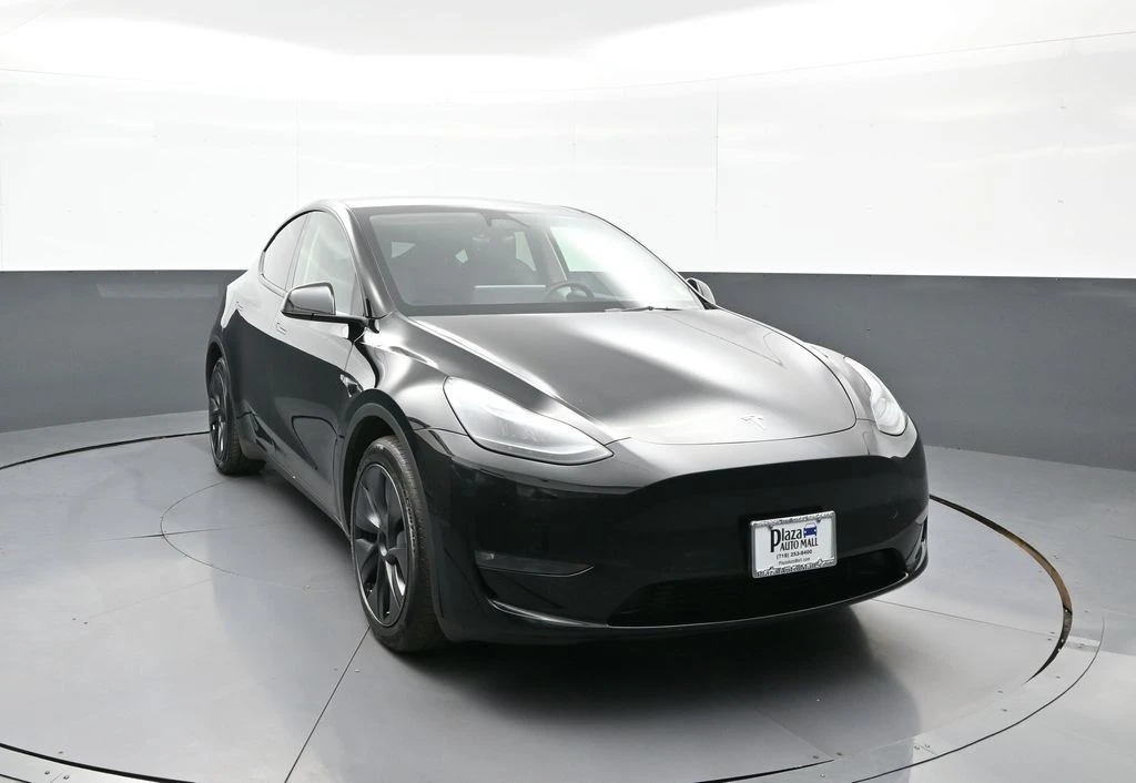 2025 Tesla Model Y - Image 3 of 21