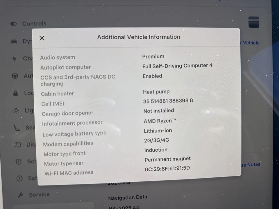 2025 Tesla Model Y - Image 5 of 6