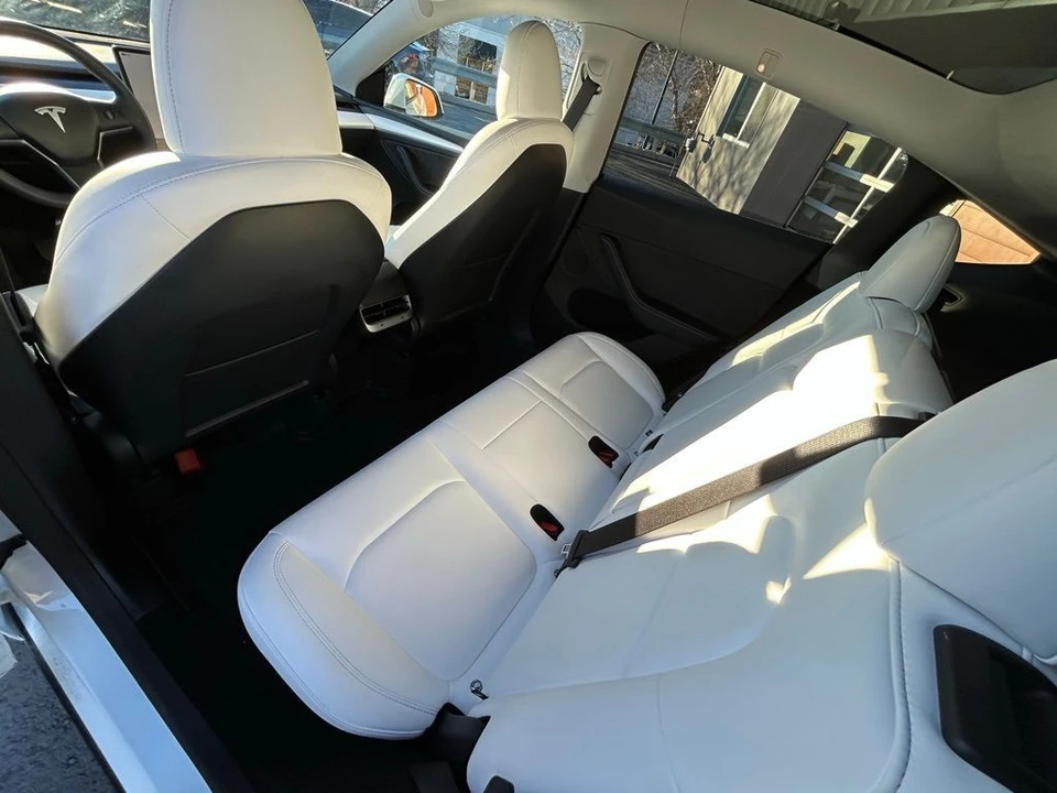 2025 Tesla Model Y - Image 11 of 17