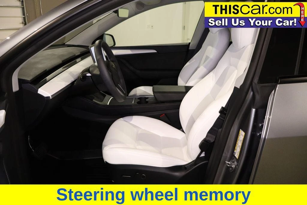 2025 Tesla Model Y - Image 18 of 21