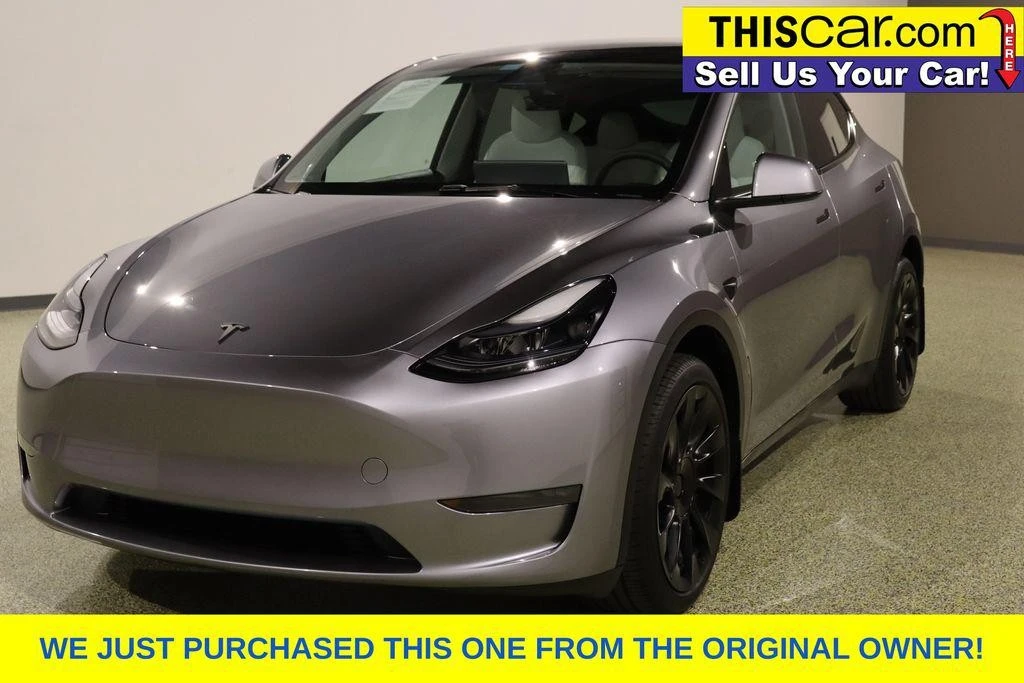 2025 Tesla Model Y - Image 2 of 21