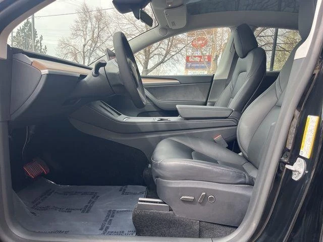 2025 Tesla Model Y - Image 13 of 21