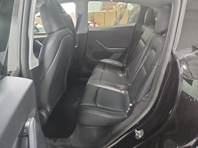 2025 Tesla Model Y - Image 9 of 9