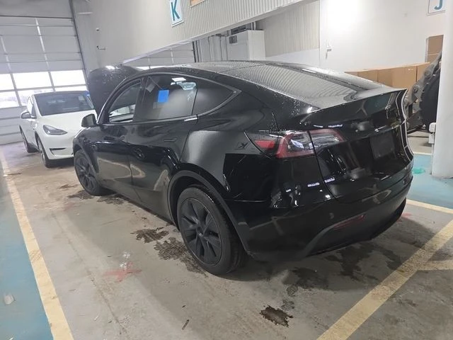2025 Tesla Model Y - Image 2 of 9