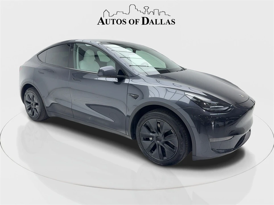 2025 Tesla Model Y - Image 2 of 12