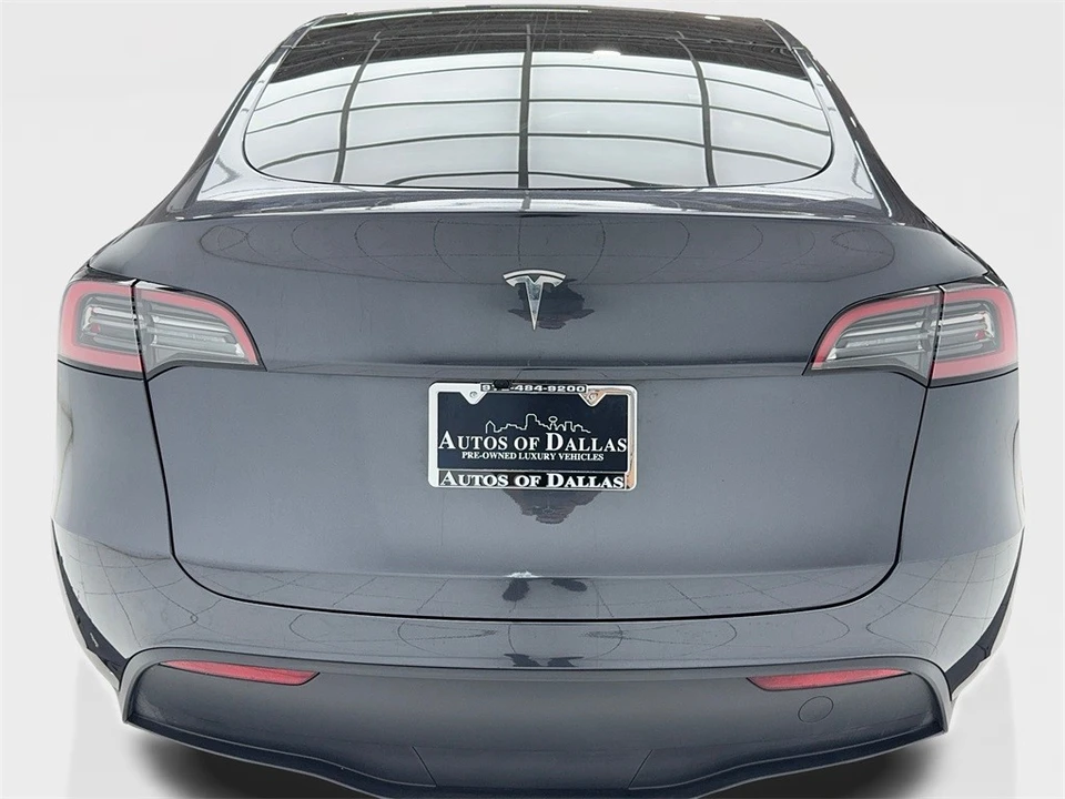 2025 Tesla Model Y - Image 11 of 12