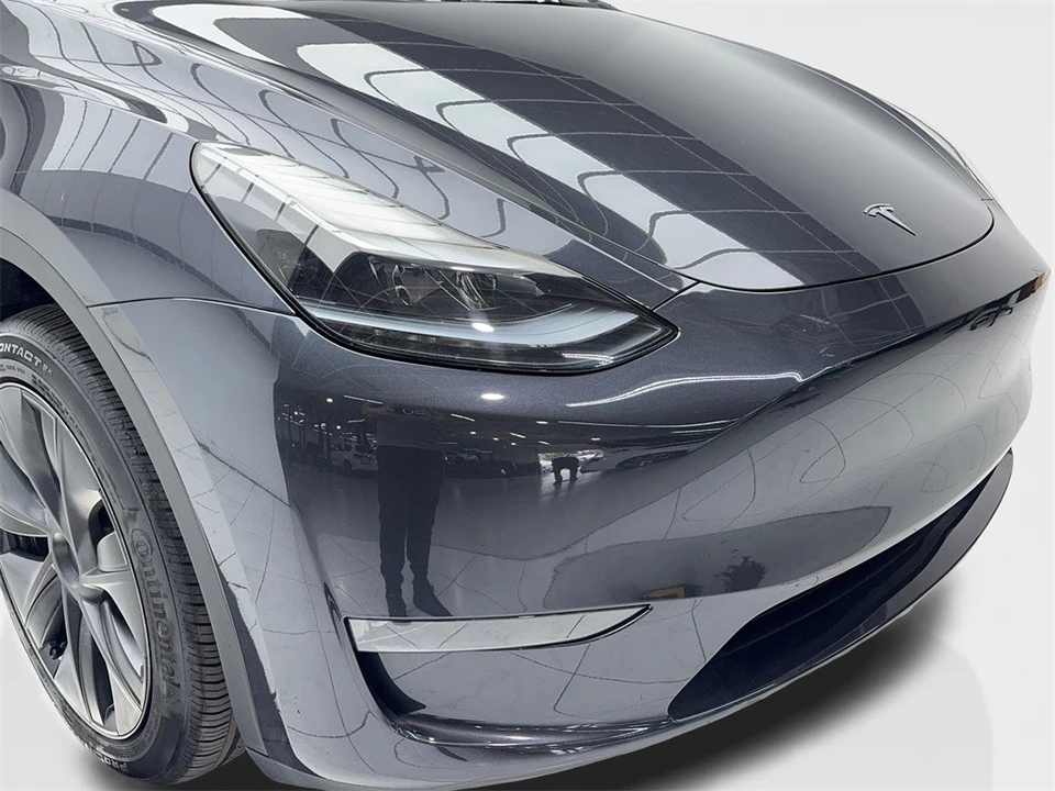 2025 Tesla Model Y - Image 3 of 12