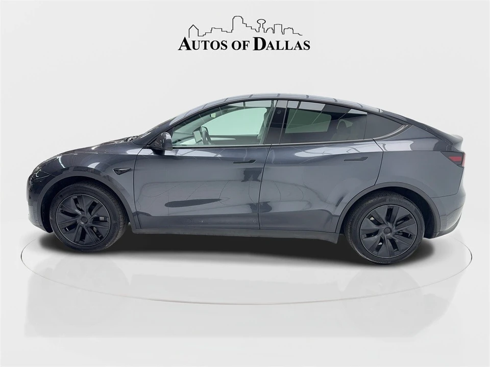 2025 Tesla Model Y - Image 6 of 12
