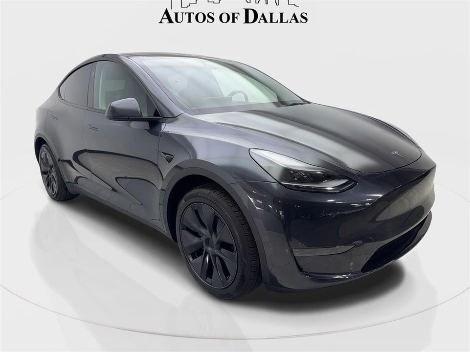 2025 Tesla Model Y - Image 4 of 12