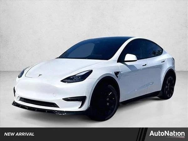 2025 Tesla Model Y - Image 2 of 2