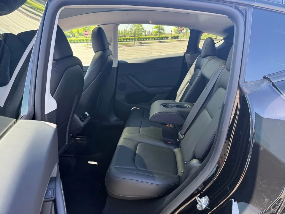 2025 Tesla Model Y - Image 11 of 20