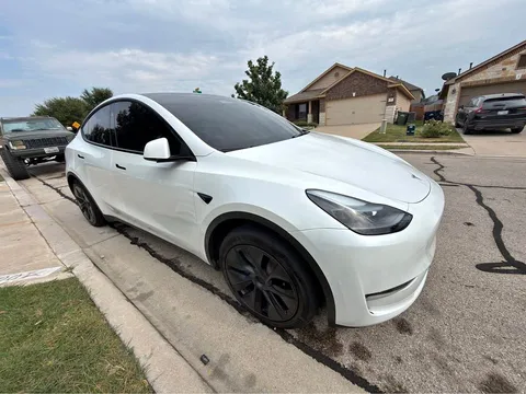 2025 Tesla Model Y Long Range Sport Utility 4D