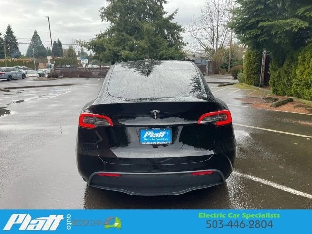 2025 Tesla Model Y - Image 7 of 21