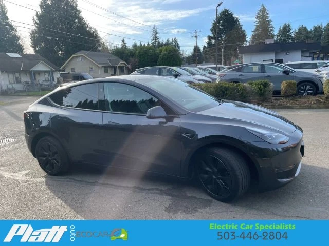 2025 Tesla Model Y - Image 12 of 12