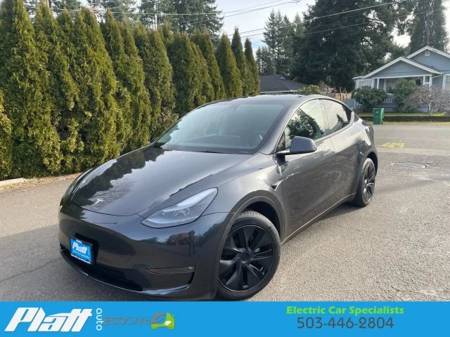 2025 Tesla Model Y - Image 2 of 12