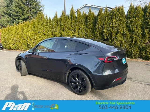 2025 Tesla Model Y - Image 6 of 12