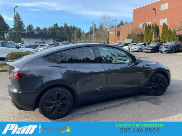 2025 Tesla Model Y - Image 11 of 12