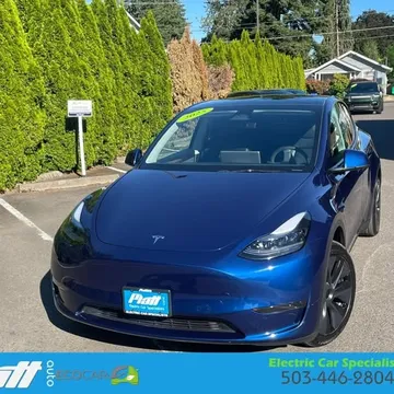 2025 Tesla Model Y Long Range Sport Utility 4D