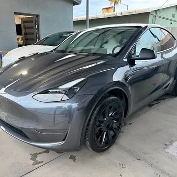 2025 Tesla Model Y Long Range Sport Utility 4D