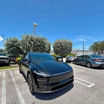 2025 Tesla Model Y