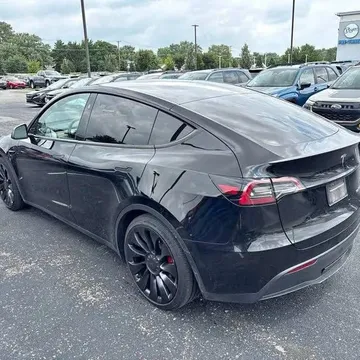 2025 Tesla Model Y