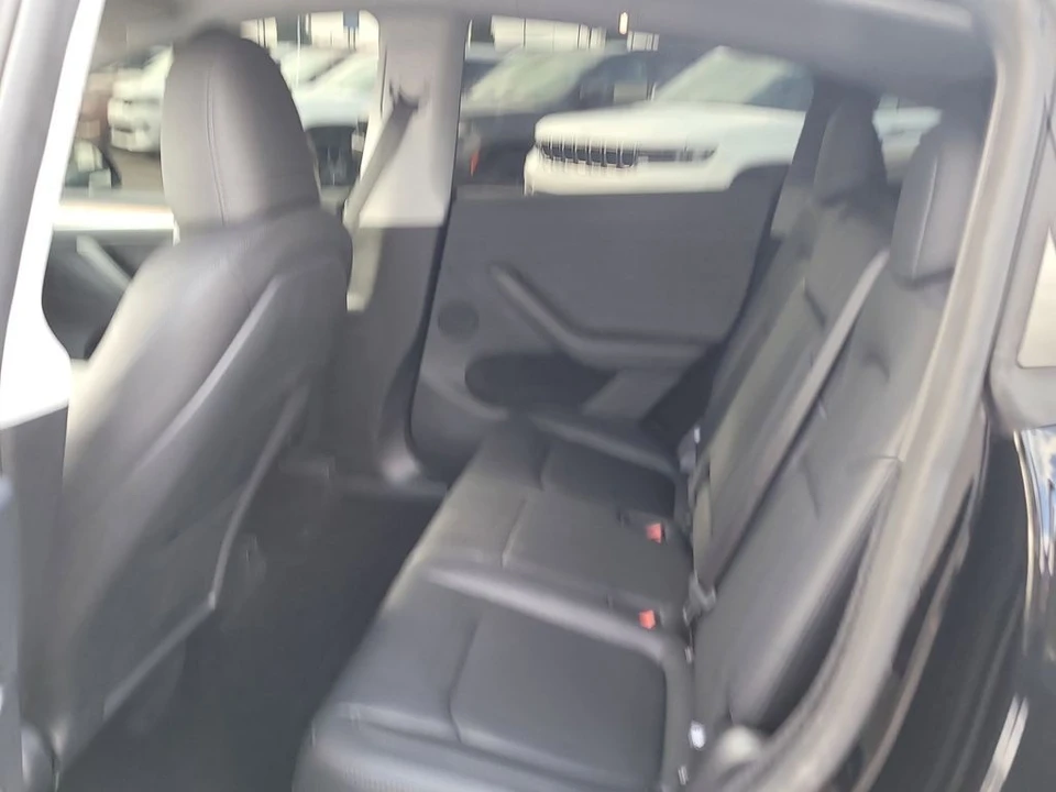 2025 Tesla Model Y Performance - Image 11 of 12